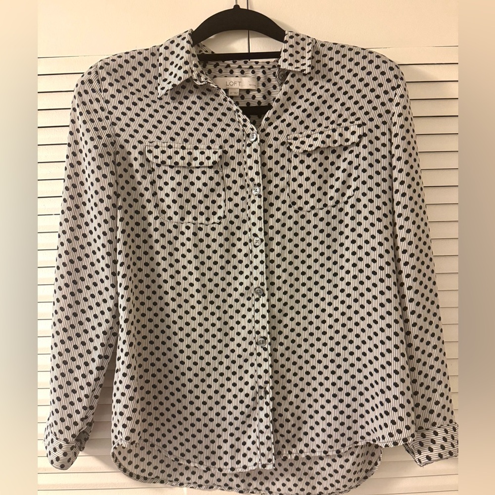 LOFT Black & White Button Down Blouse